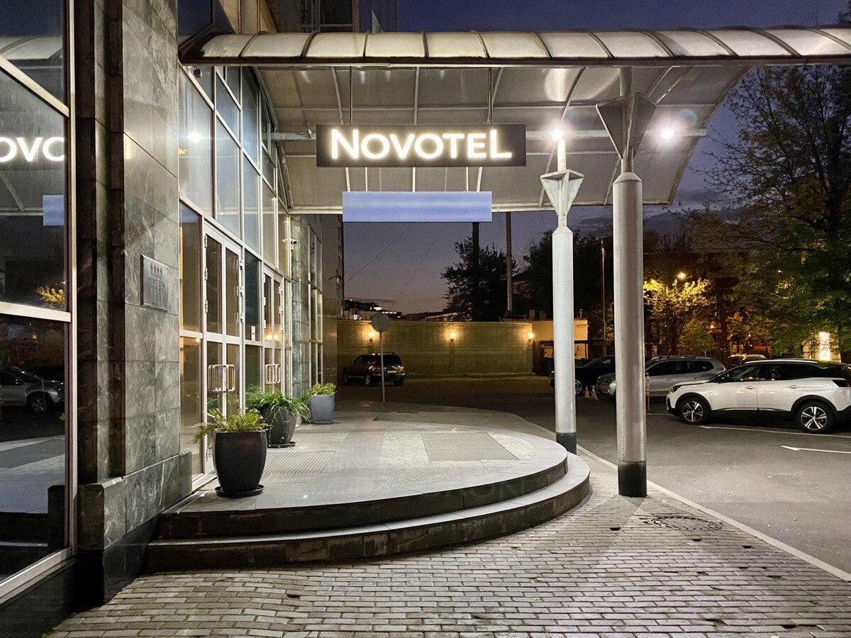 новотель шереметьево ресторан. крыша новотель новослободская. Novotel москва сити 4*. общественные зоны в отеле. москва ул новослободская 23 новотель москва центр.