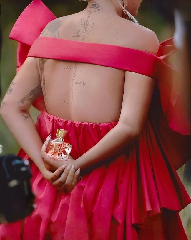 фото из  Instagram Valentino