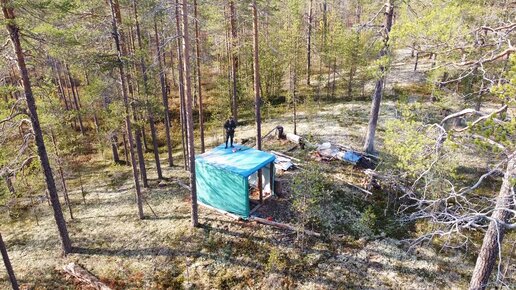 Шорох в лесу. Стройка в тайге. Рыбалка на реке. Ставлю жерлицы. Таежный балаган. Жизнь отшельника. Тайга