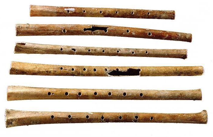 Одни из самых древних флейт, фотосток