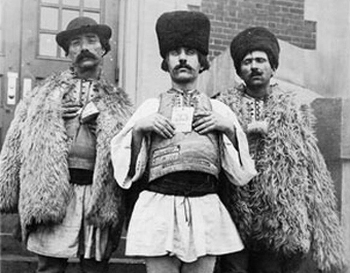 Судейская бригада из Румынии получила аккредитации на игру