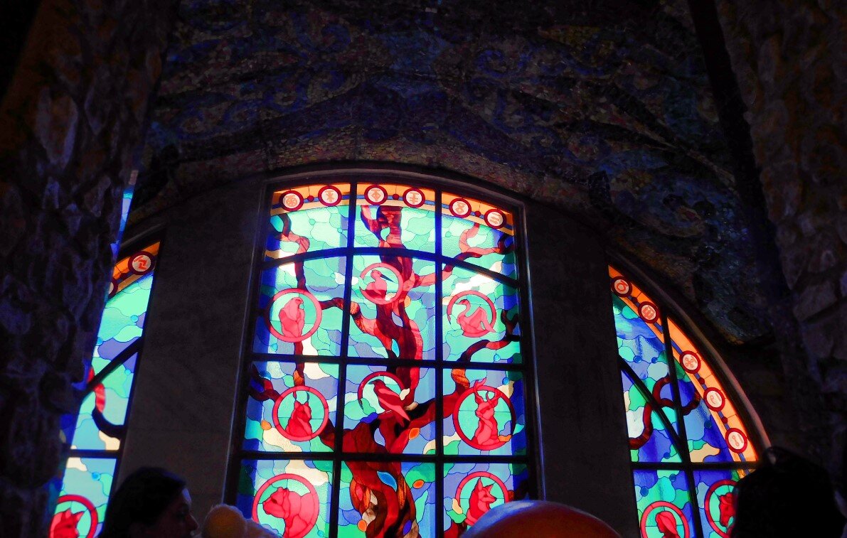 Витражное окно в Храме всех религий. Казань