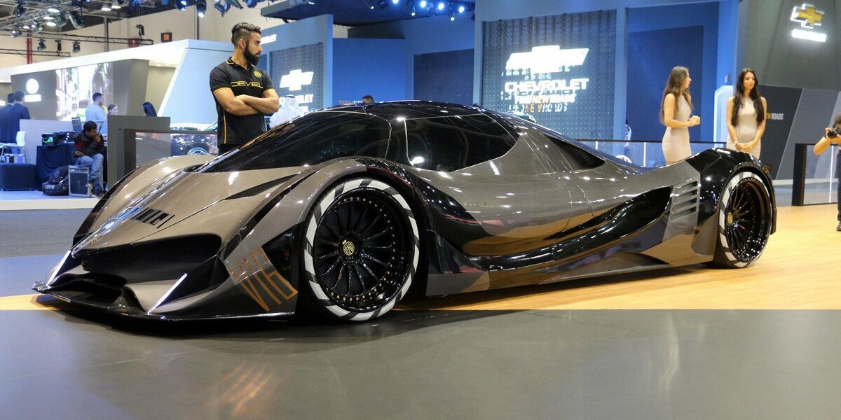 Арабский суперкар Devel Sixteen 2019