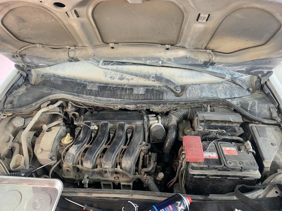 Рено Меган2 двигатель K4M 1.6 16V