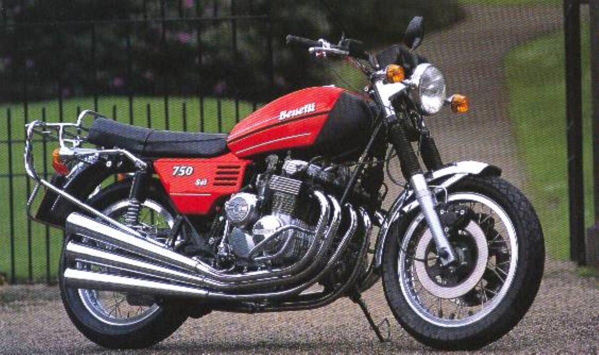 Benelli 750