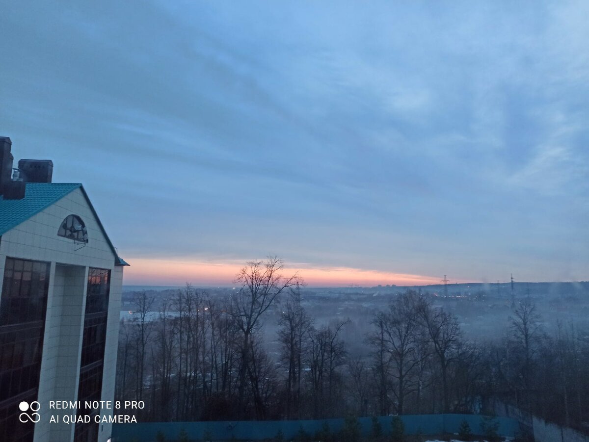 Вид из окна нашей бывшей квартиры в городе-миллионнике