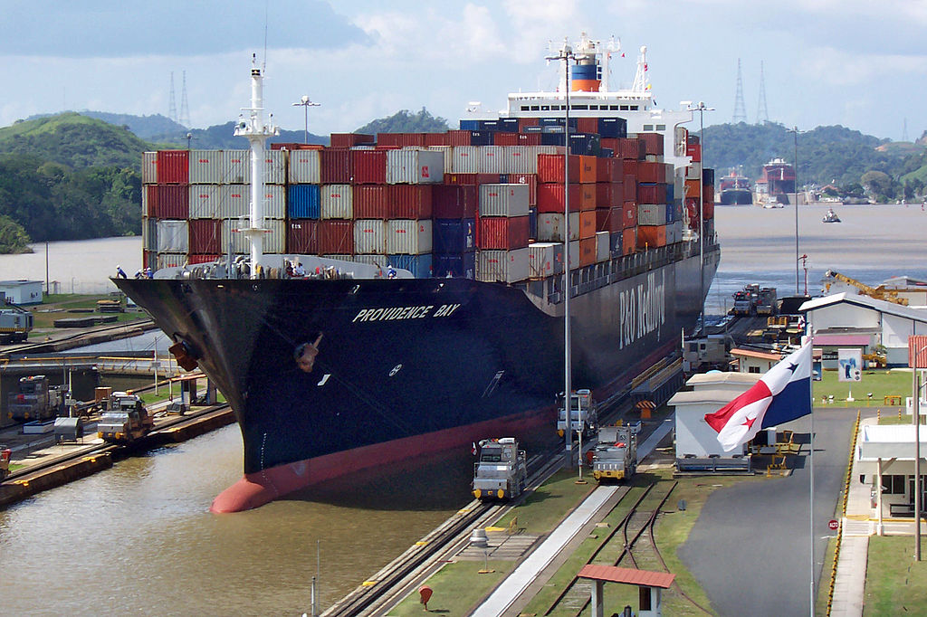 Маленькая страна — и гигантский флот. Почему мировым судам так выгодно ходить под флагом Панамы?3