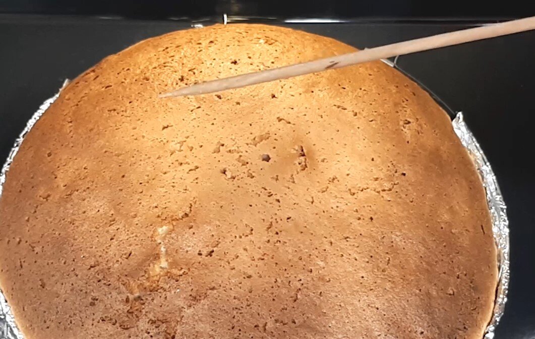 Как испечь пышный бисквит в духовке