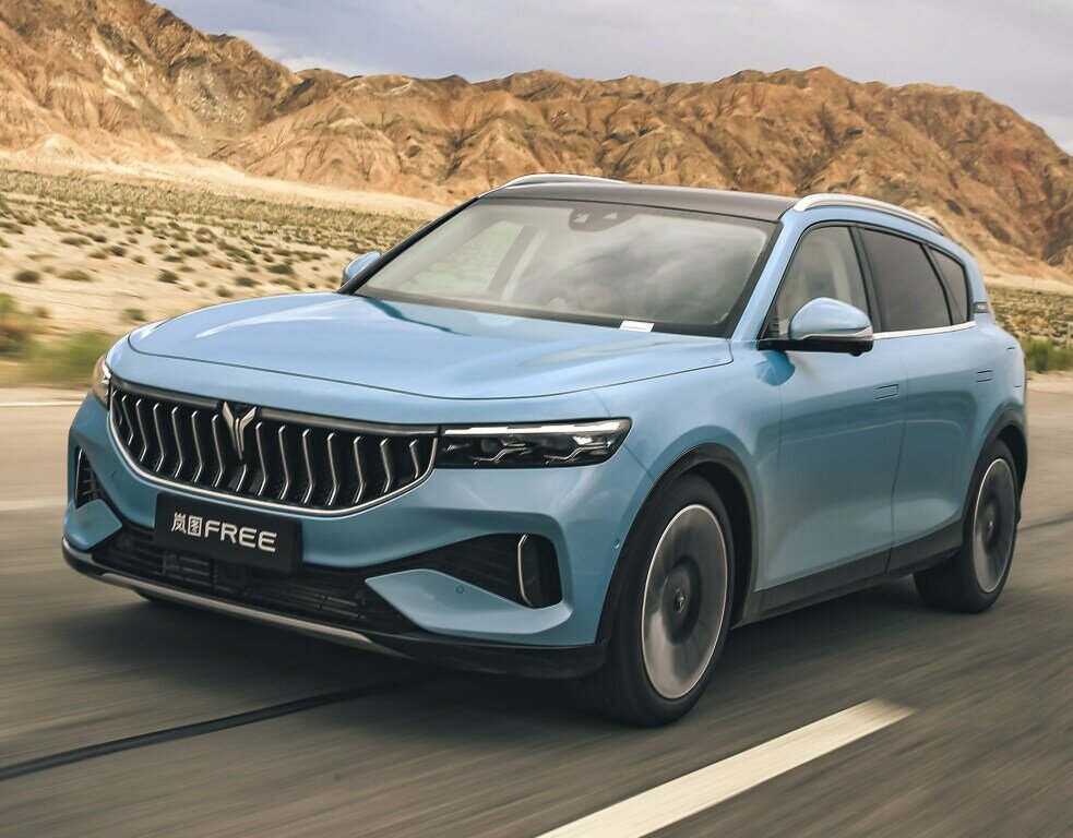 Кроссовер Evolute Free 