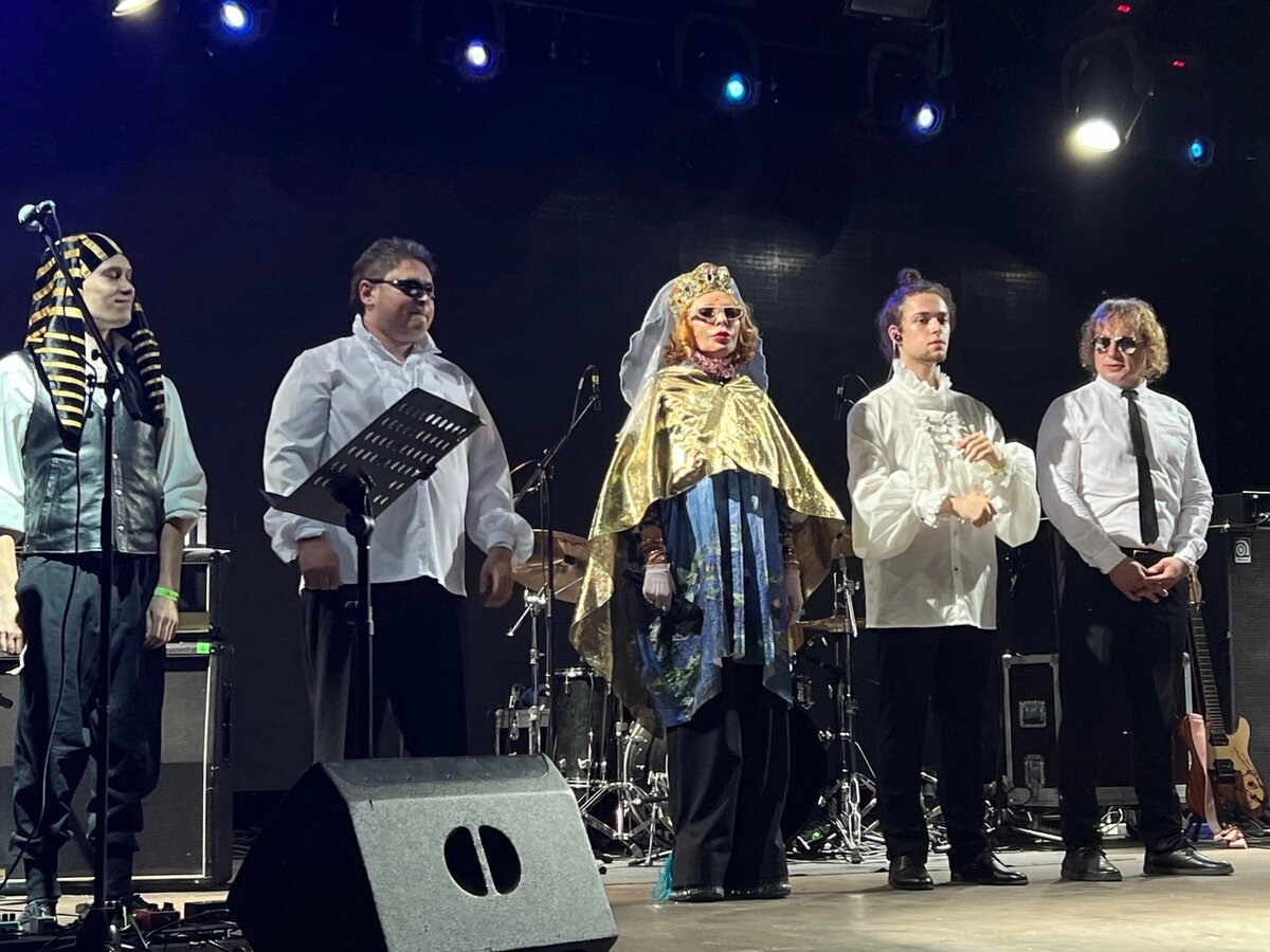 Жанна Агузарова с музыкантами 13.08.2022