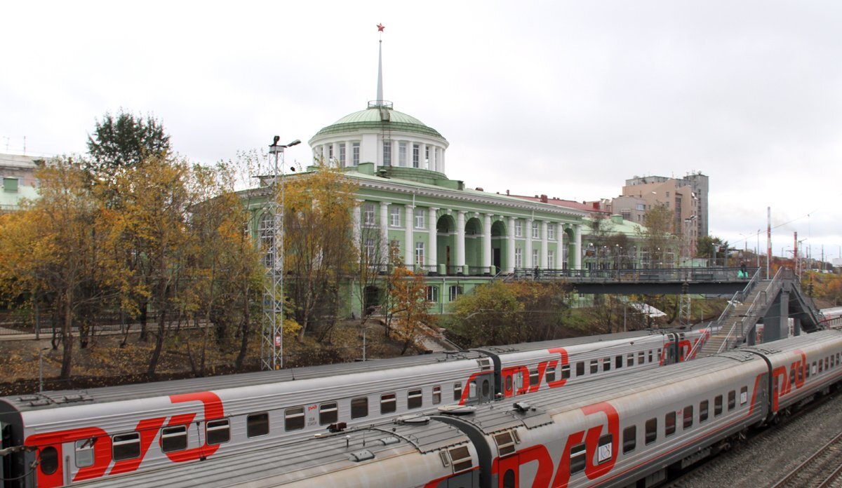 поезд 029у санкт-петербург белгород двухэтажный. ржд санкт петербург мурманск. ржд санкт петербург мурманск. поезд прибывает. поезд мурманск.