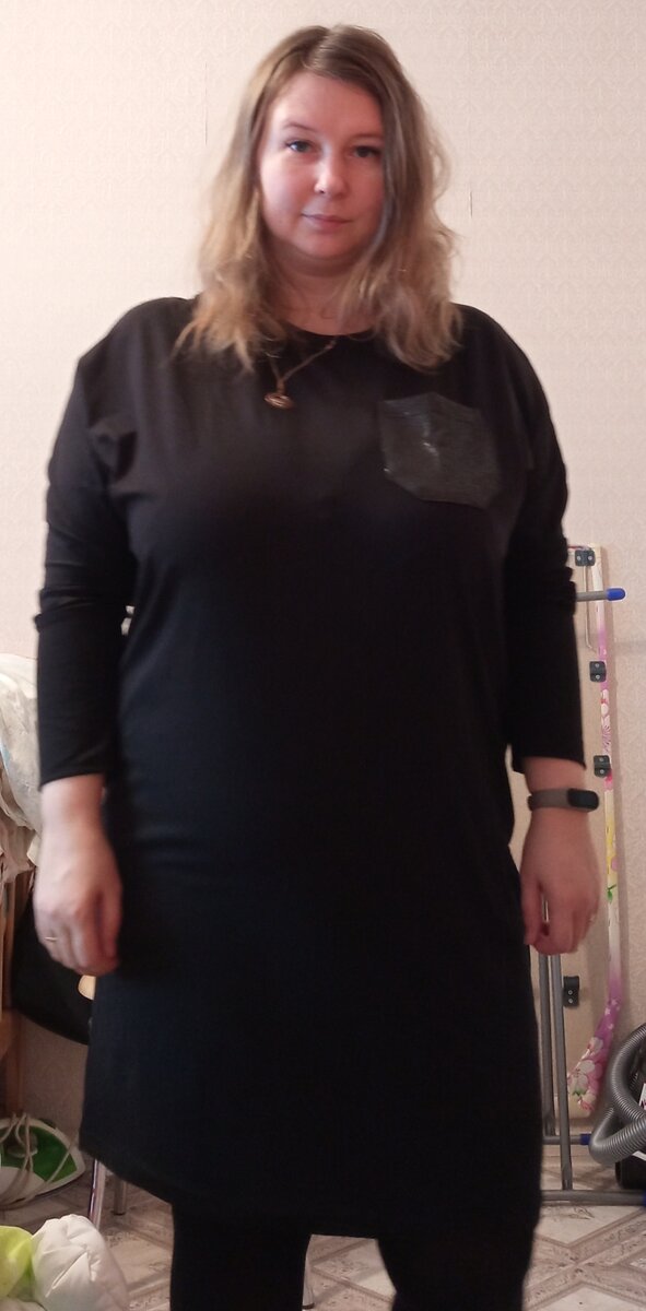 Выбирала тогда платье , какое налезет))