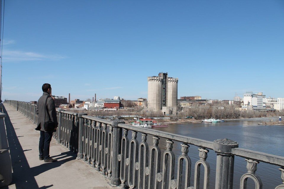     Башни элеватора - одно из первых впечатлений о городе для гостей Самары. Фото: Анастасия Назарова