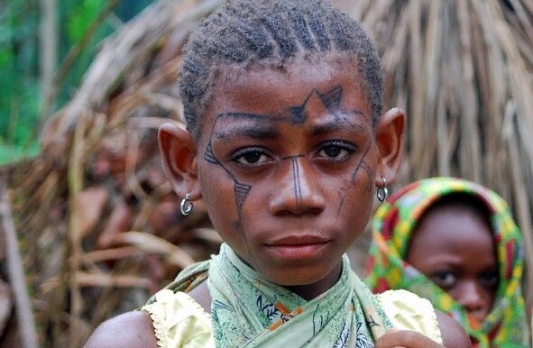 СОВРЕМЕННЫЕ АФРИКАНСКИЕ ПИГМЕИ. (Яндекс Картинки\яблор.ком).