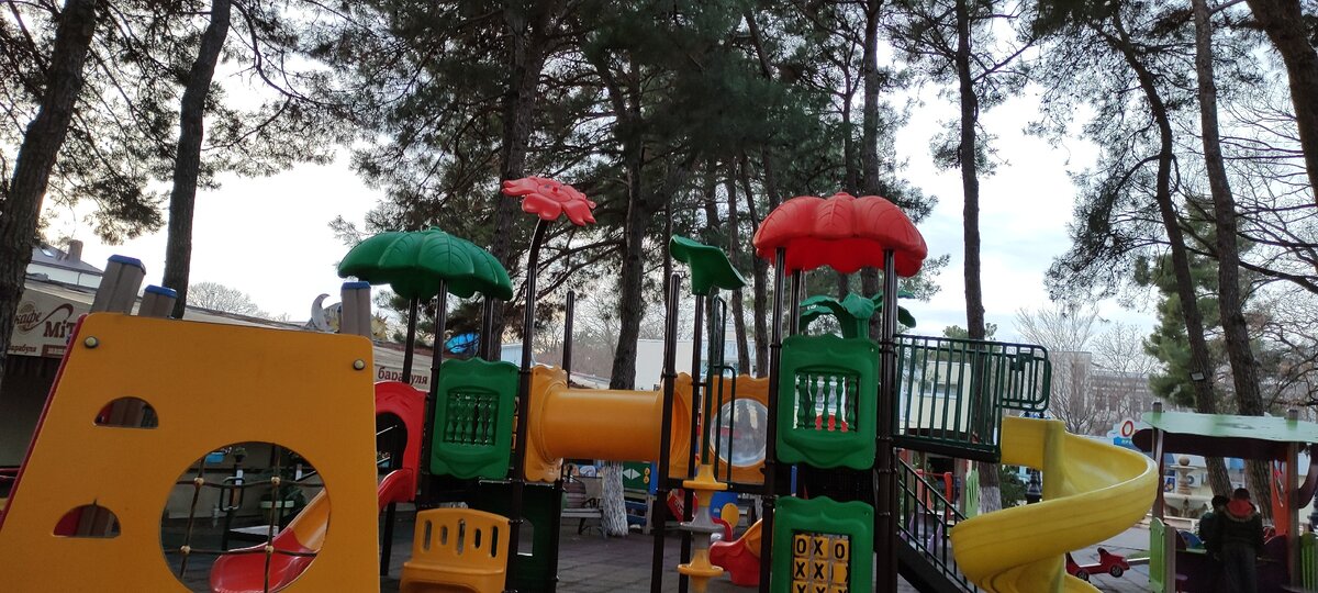 Детская площадка Кабардинка