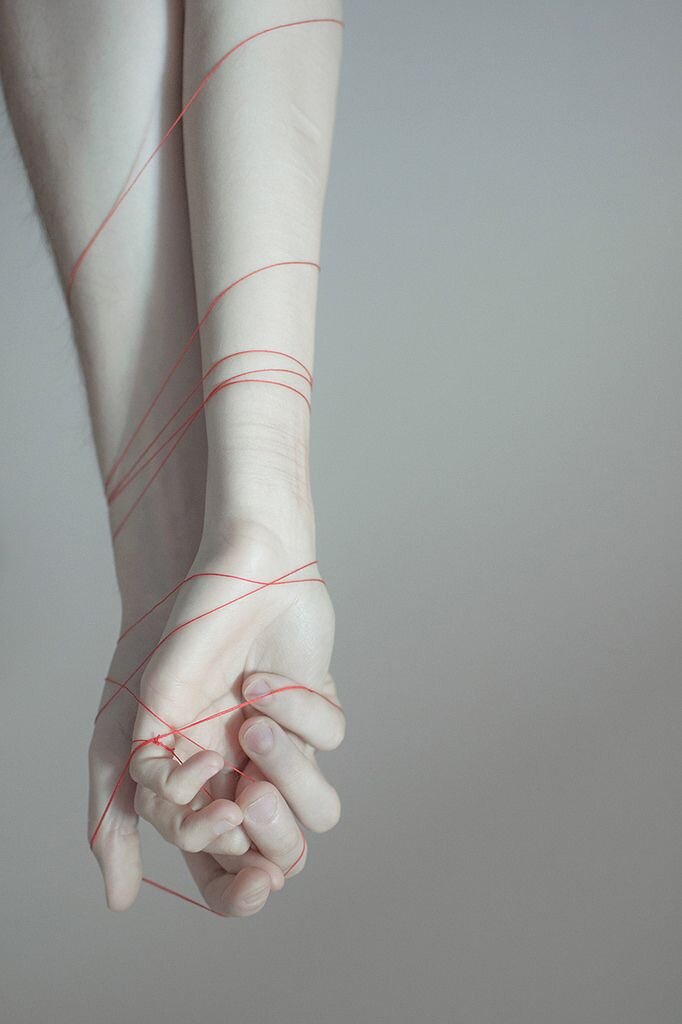 Все мы между собой переплетены.