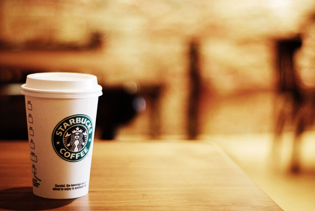 Пусть будет стакан Старбакса, пока нет моего :)