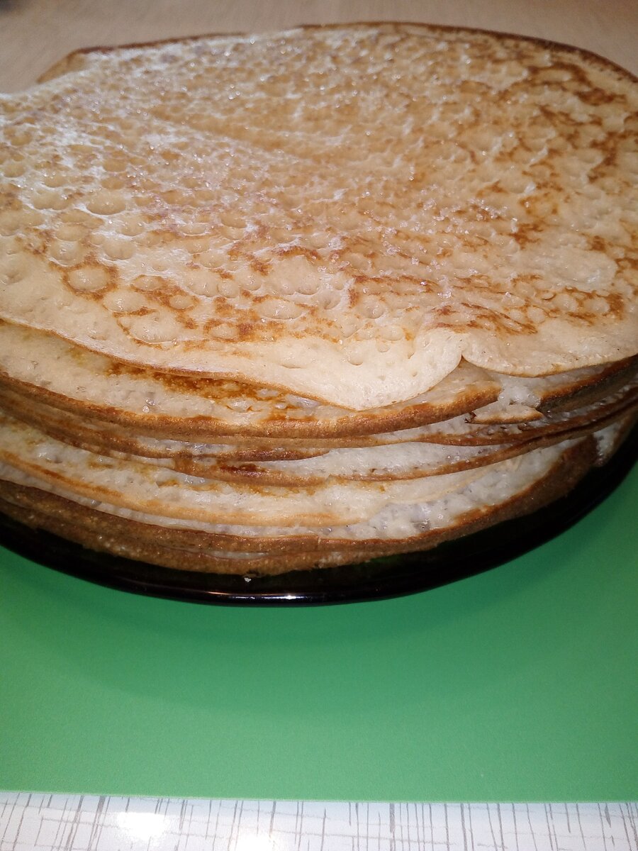 Еще горячие блинчики.