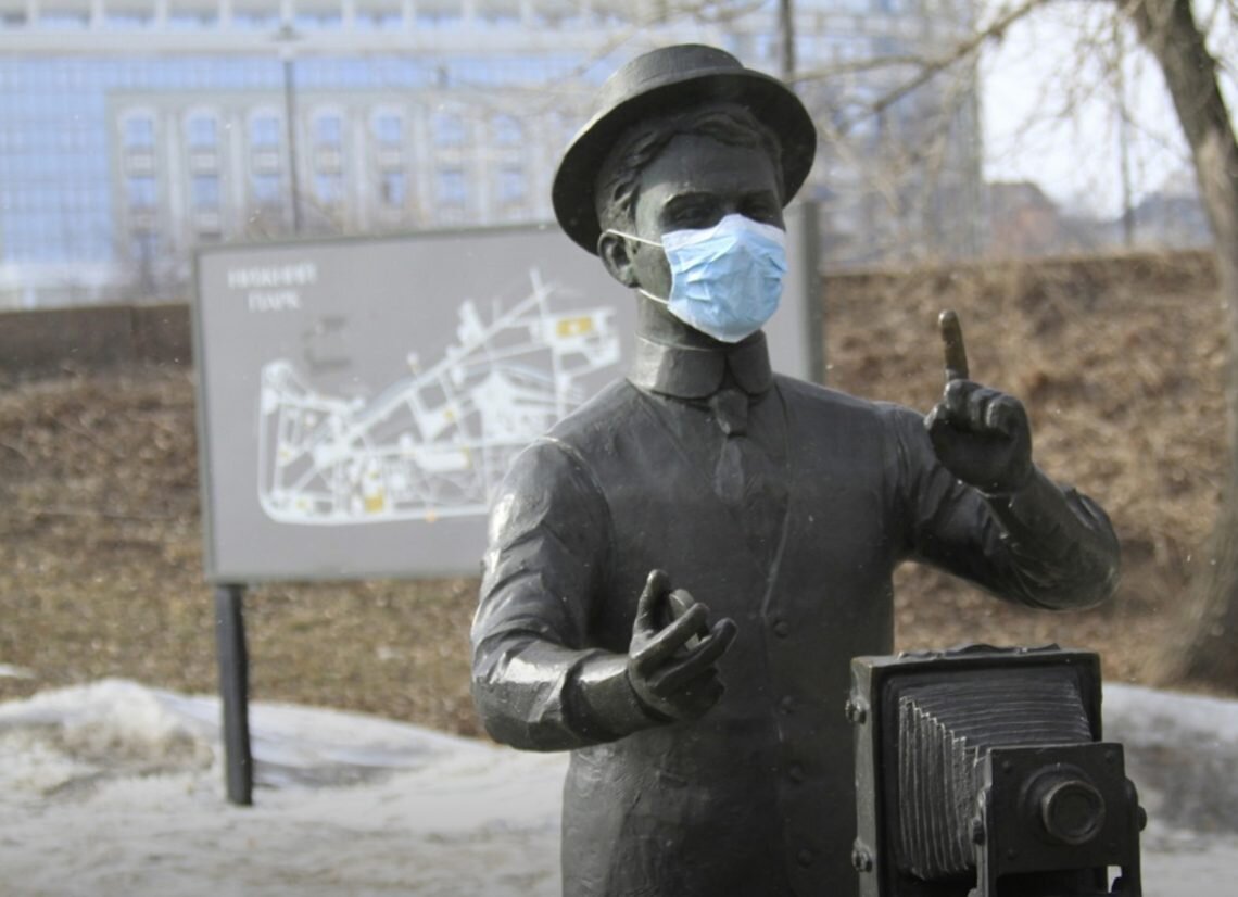 памятник фотографу в санкт петербурге