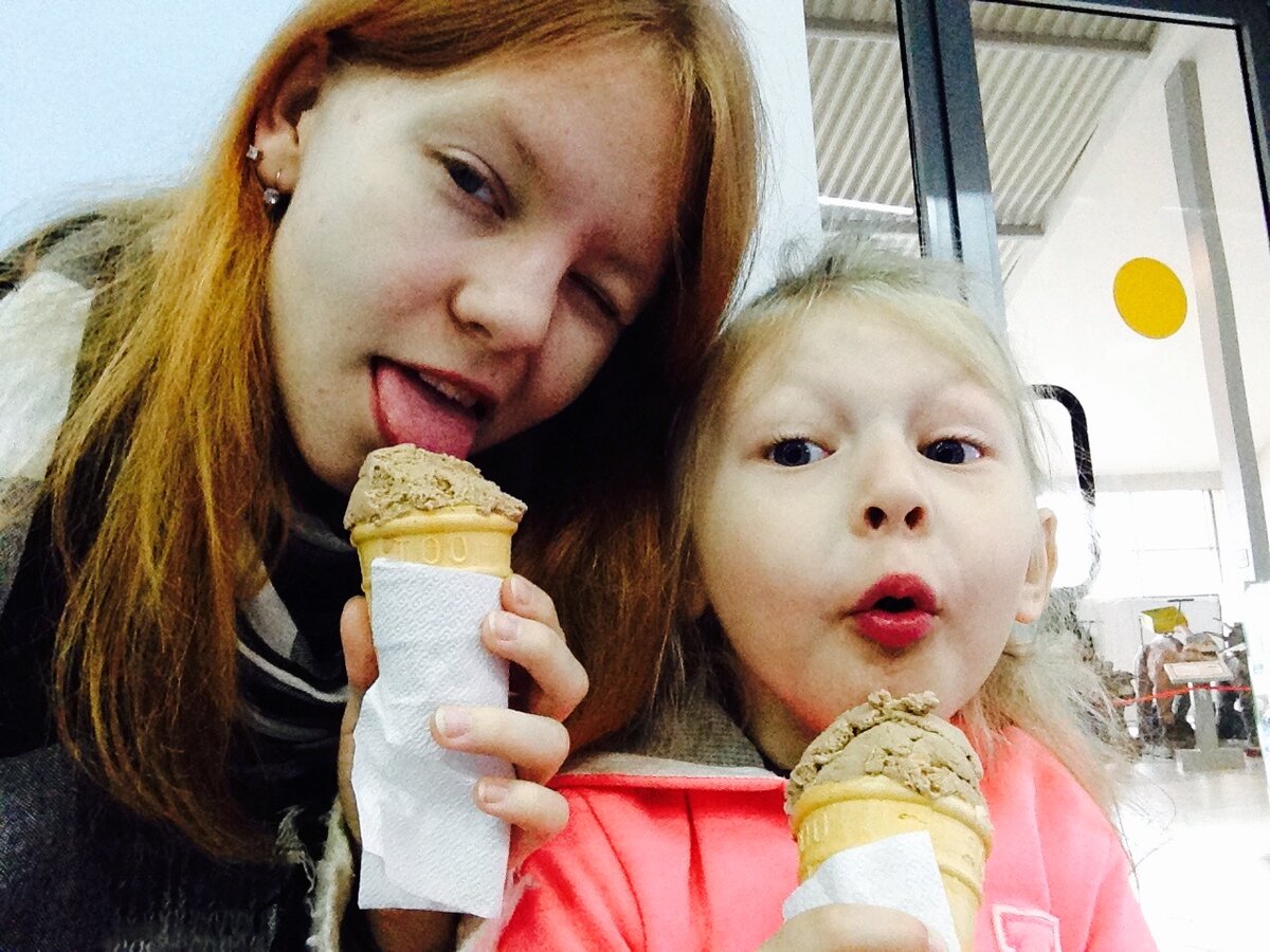 Лена и Нора