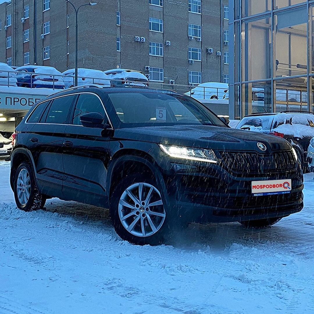 Битва между Skoda Kodiaq и Kia Sorento Prime 🥊
⠀
На самом деле мы косвенно сравним эти 2 автомобиля. Скорее по ценовому признаку.-2