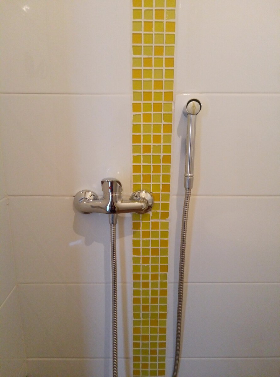 Фото сан. узла на первом этаже