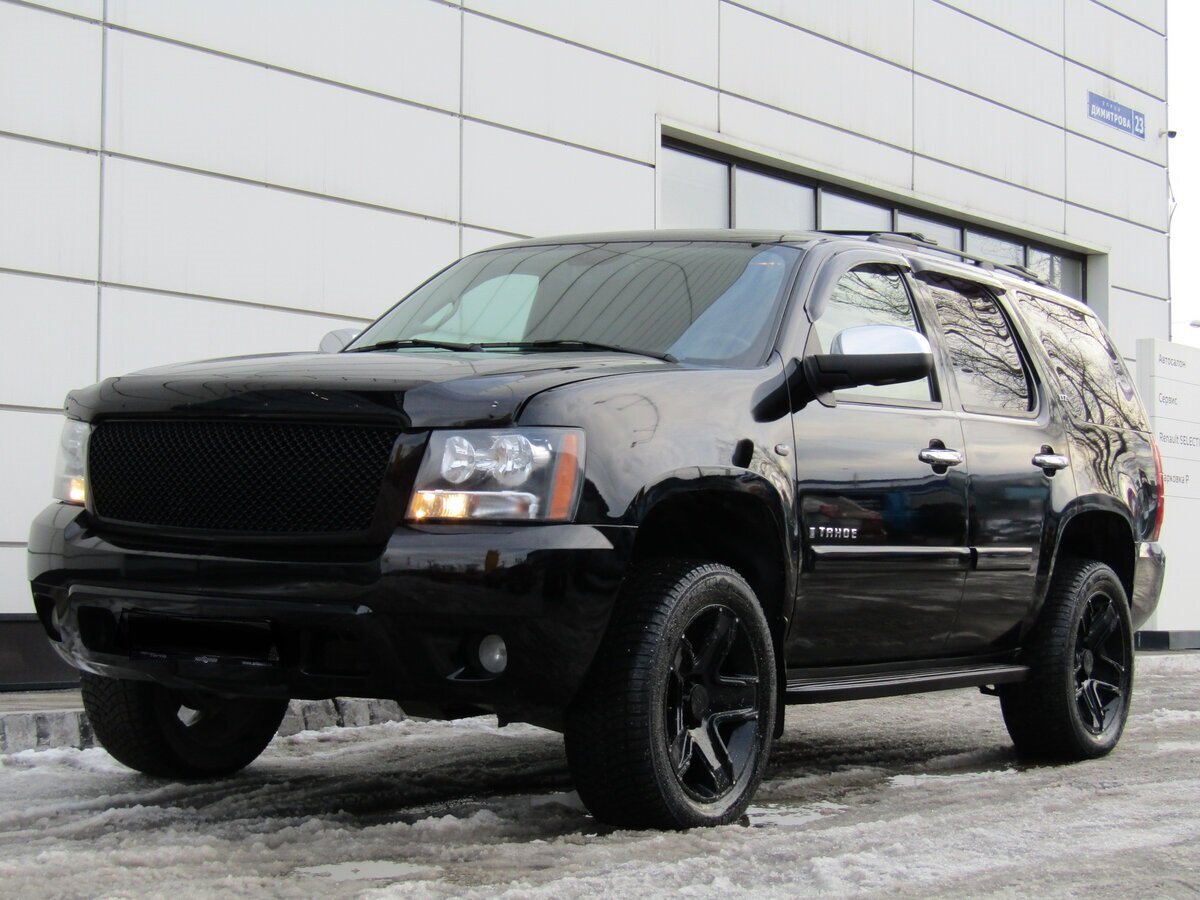 Шевроле Тахо.