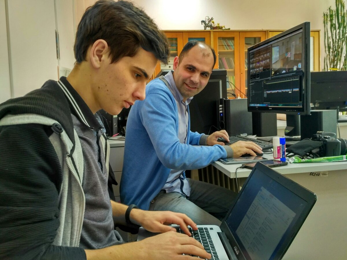 Без хорошего компьютера трудно представить качественную работу фотографа.