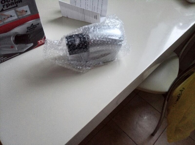 Себе взяла серебристую, есть еще красная и зеленая