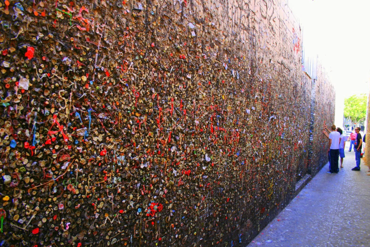 довольно необычная