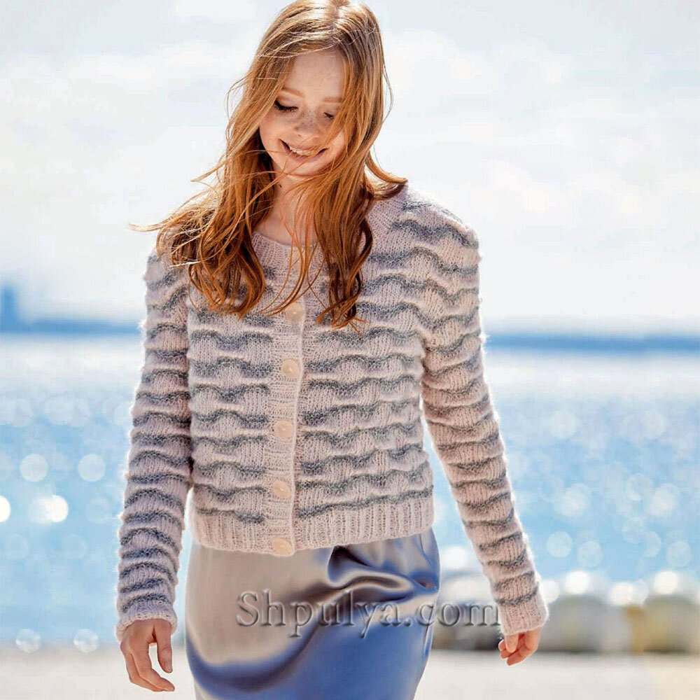 Двухцветный жакет узором с защипами