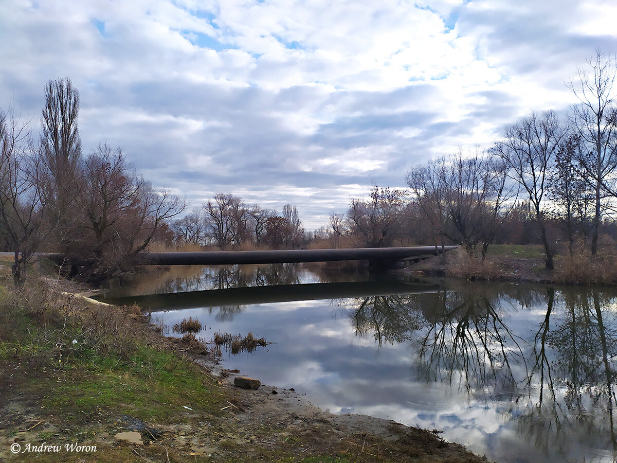 Трубо-мост на протоке Аксай у станицы Мишкинской
