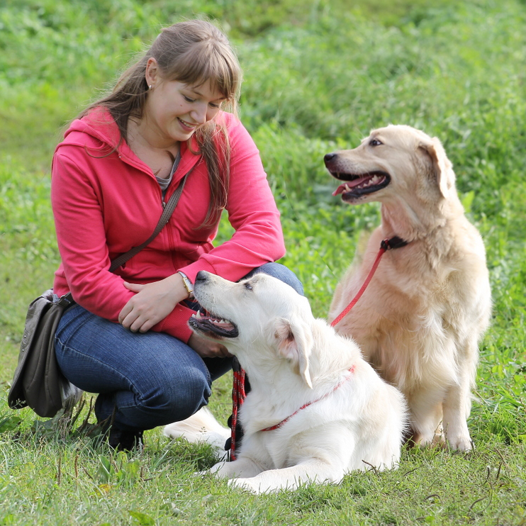 Наши первые двое - Мегги и Эмили.