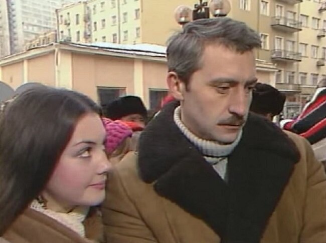Кадр из фильма «Без ножа и кастета» (1988). Скриншот.