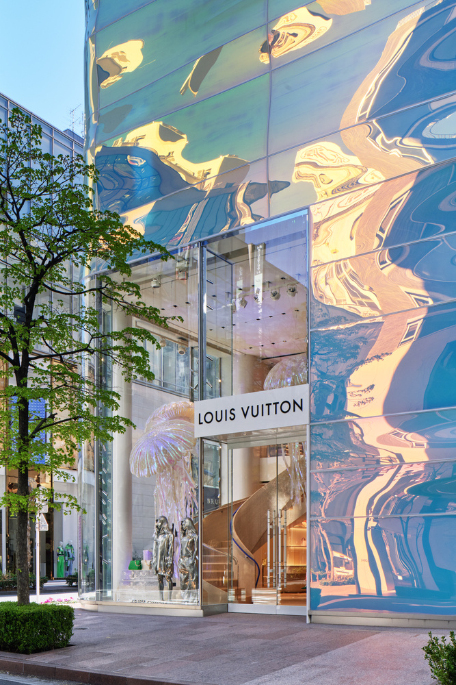  Louis Vuitton Ginza Namiki | AS Co. & Peter Marino Architect Daici Ano  Tokyo, Japan