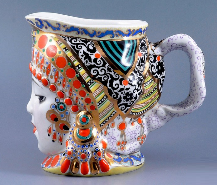 Профиль. Ручка справа.  Фото взято из свободного доступа в интернете. 