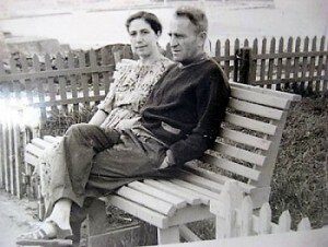 Михаил Ильич Черновецкий с первой супругой Евдокией