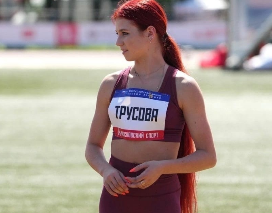 Супер-атлетка и воплощение элегантности: Александра Трусова впечатляет своим телосложением