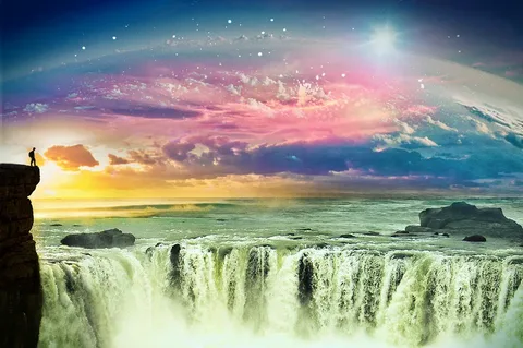 Фото и иллюстрации взяты из открытых источников и принадлежат их авторам.