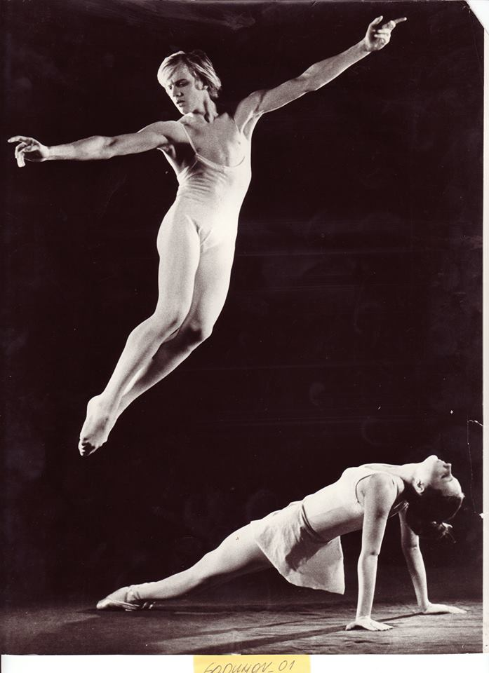 Александр Годунов на сцене