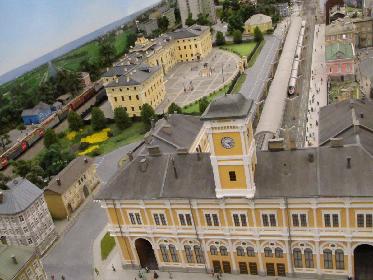 Московский вокзал Санкт-Петербурга