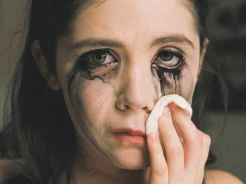 Триллер, драма, преступление. США. В главных ролях: Изабель Фурман, Джулия Стайлз, Россиф Сазерленд, Мэттью Финлан.