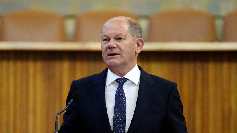   AP Petr David Josek