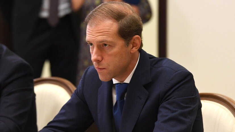   globallookpress.com Kremlin Pool