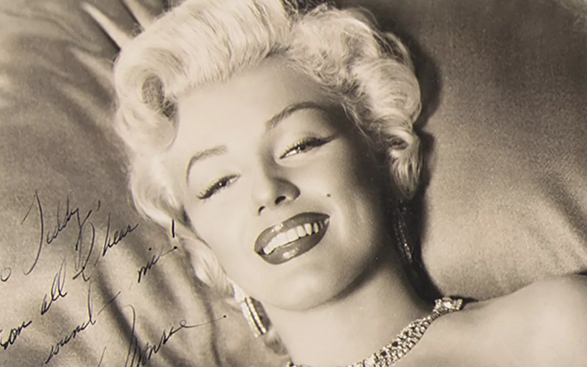 можно монро. мерлин монро в фильме monkey business 1952. мэрилин монро и кофе. мэрилин монро 5 августа 1962. норма джин и мэрилин монро.