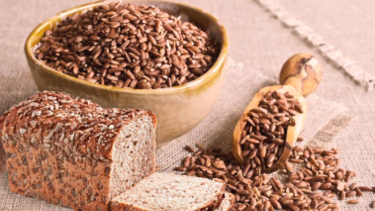 Для всех диабетиков 2 типа важно правильно скорректировать режим питания. Папа, например, ведет дневник, его рекомендуется вести всем диабетикам