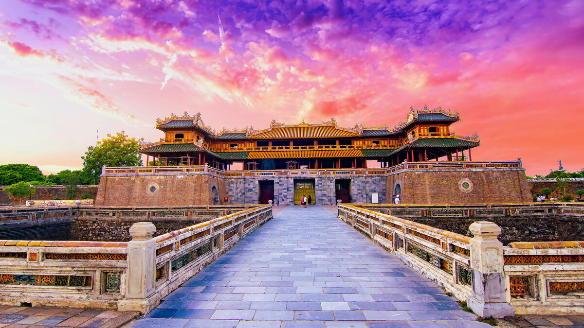 Древний ханой. Хюэ Императорский дворец. Императорская Цитадель Хюэ. Запретный пурпурный город (ту Кам Тхань). Пурпурный город Хюэ.