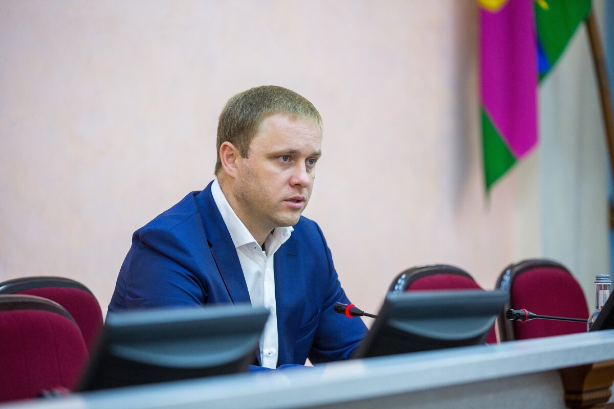 Исполняющий обязанности главы Анапы Василий Швец