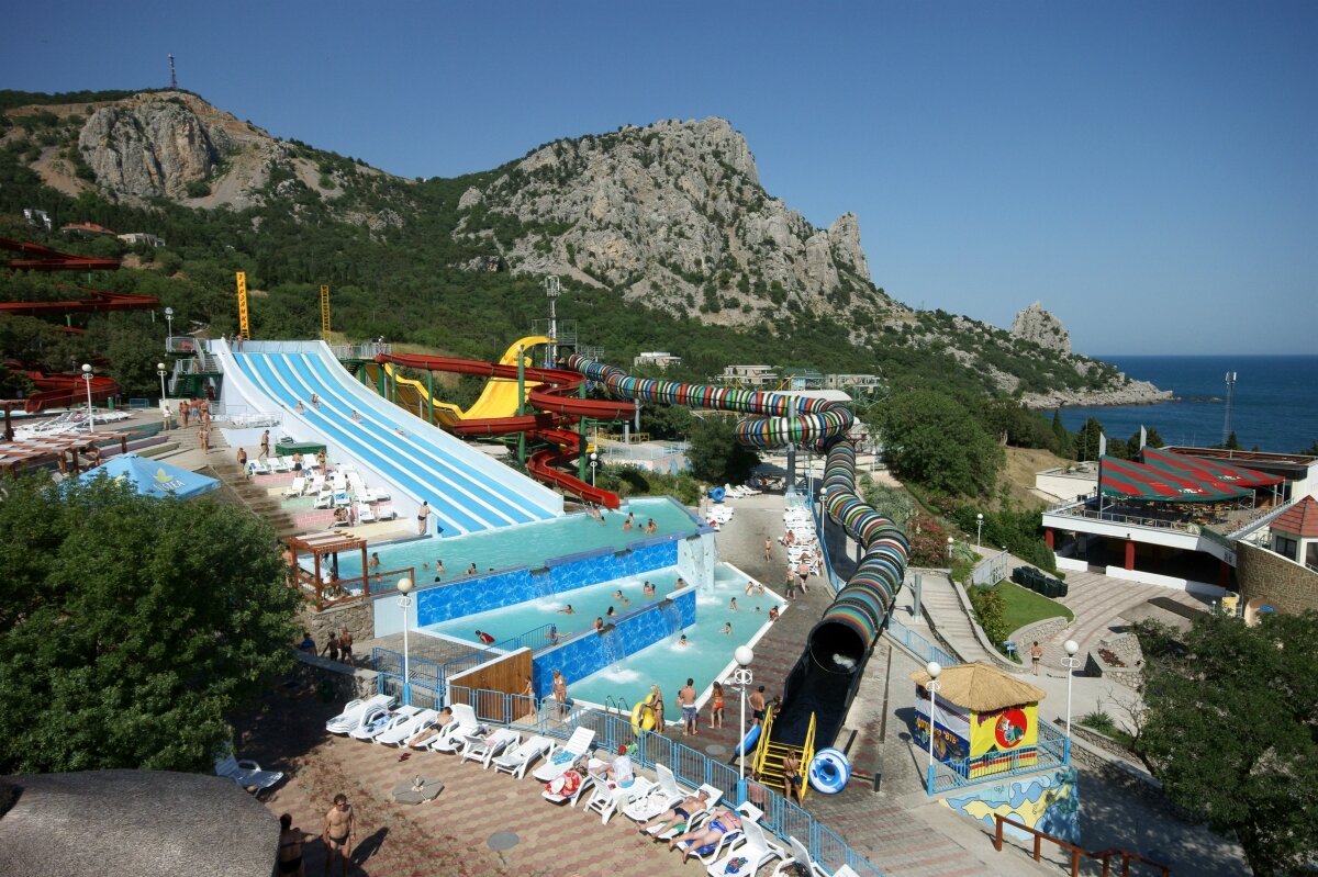 Аквапарк «Голубой залив»