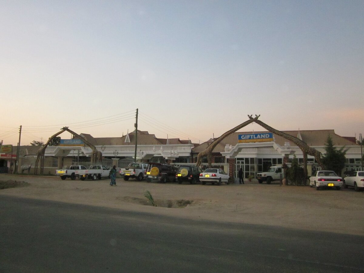 Столичные магазины